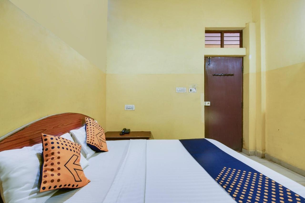 Spot On 74228 Galaxy Comforts Hotel Narasimharaja Puram Екстериор снимка