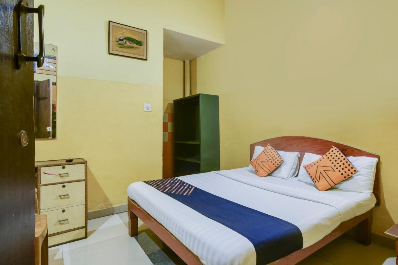 Spot On 74228 Galaxy Comforts Hotel Narasimharaja Puram Екстериор снимка