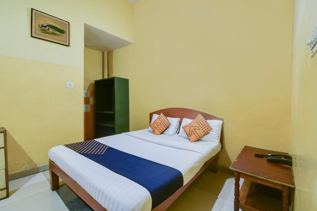 Spot On 74228 Galaxy Comforts Hotel Narasimharaja Puram Екстериор снимка